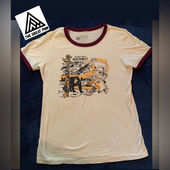 NWOT The Great PNW T-shirt Women’s Large with Animals - Picture 1 of 6